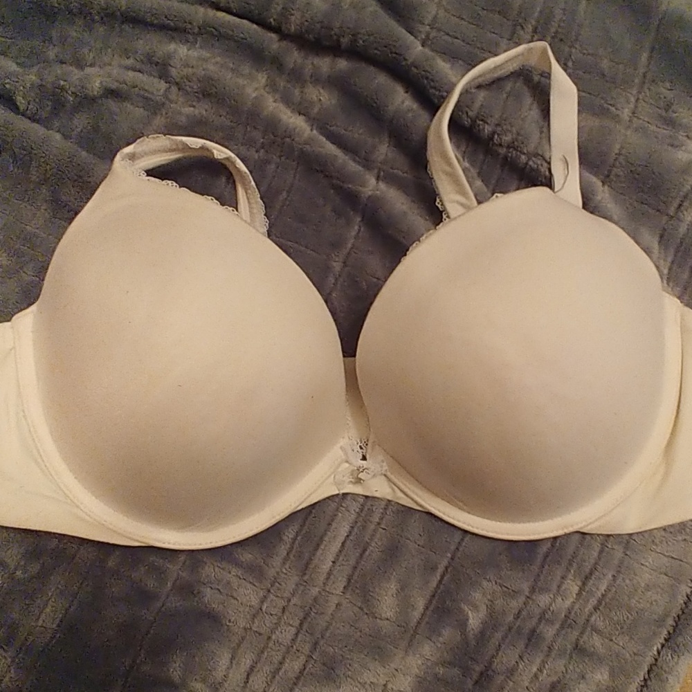Vs bra
